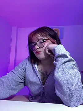 Snapshot of Gaby_Danna chatting on 02/11/25, 10:37 Gaby Danna online show from 02/11/25, 10:37