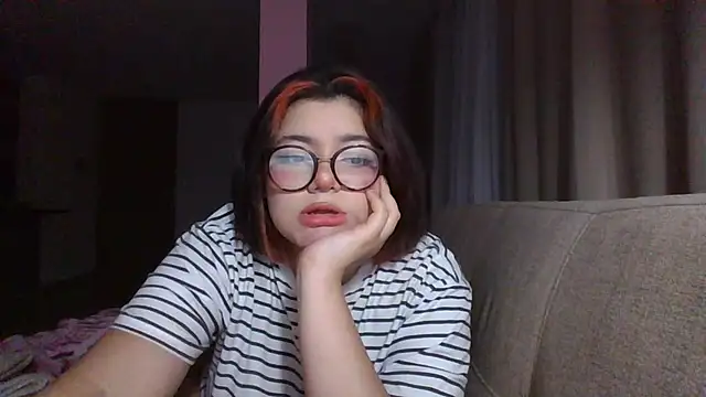 Snapshot of Gaby_Danna chatting on 02/19/25, 12:57 Gaby Danna online show from 02/19/25, 12:57