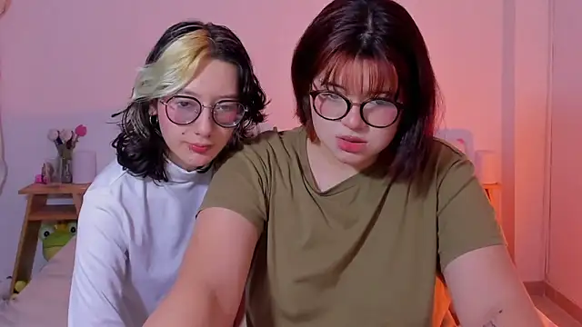 Snapshot of Gaby_Danna chatting on 03/07/25, 10:32 Gaby Danna online show from 03/07/25, 10:32