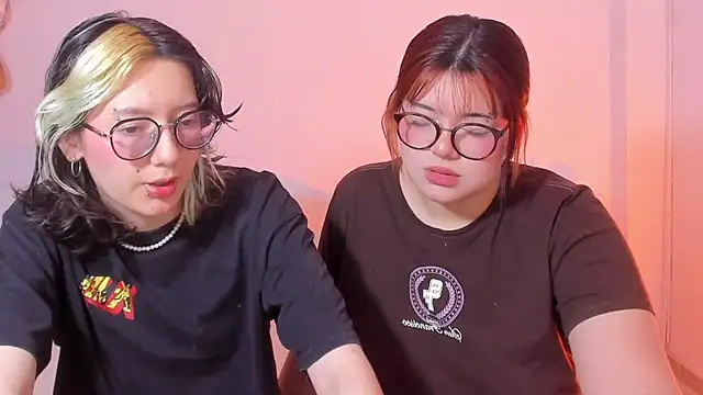 Snapshot of Gaby_Danna chatting on 03/09/25, 12:21 Gaby Danna online show from 03/09/25, 12:21