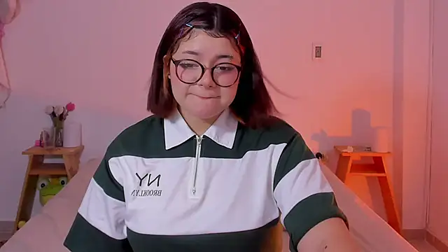 Snapshot of Gaby_Danna chatting on 03/10/25, 02:59 Gaby Danna online show from 03/10/25, 02:59