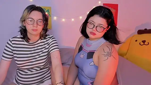 Snapshot of Gaby_Danna chatting on 09/16/25, 12:11 Gaby Danna online show from 09/16/25, 12:11