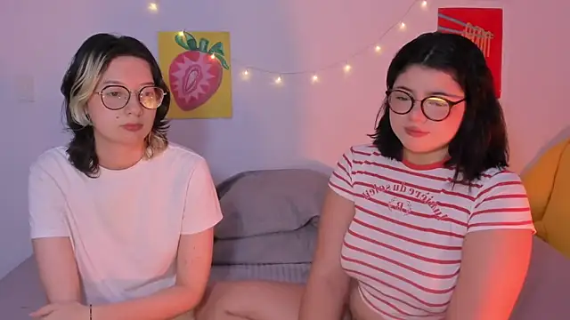 Snapshot of Gaby_Danna chatting on 09/26/25, 12:58 Gaby Danna online show from 09/26/25, 12:58