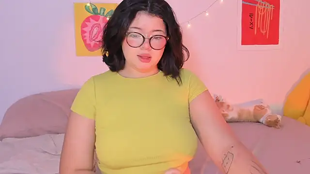 Snapshot of Gaby_Danna chatting on 09/30/25, 01:05 Gaby Danna online show from 09/30/25, 01:05