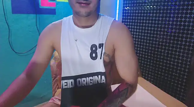 xxxxhotxoxo online show from 12/15/24, 06:37