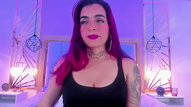 valeriee millerr  online show from 12/31/24, 12:36