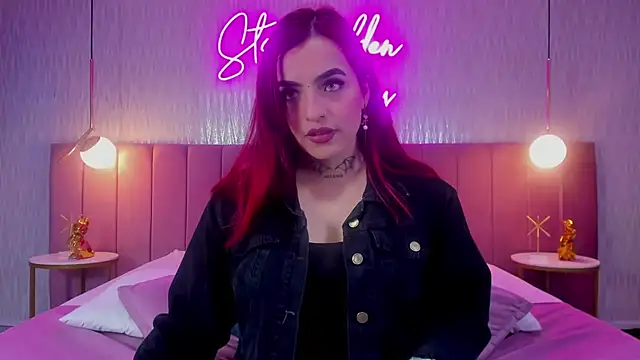 valeriee millerr  online show from 01/07/25, 06:35