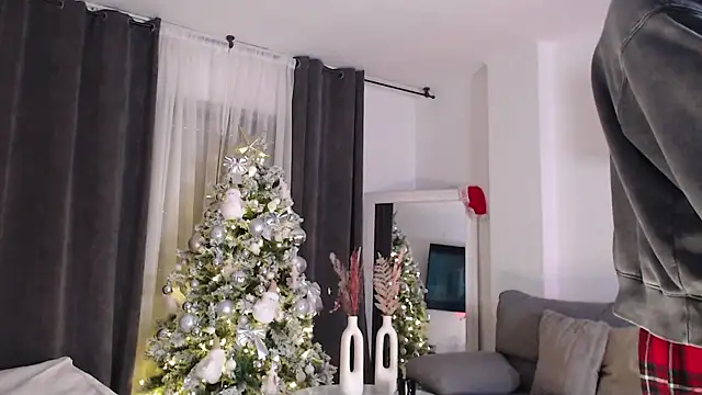 dan01  online show from 12/09/24, 08:22