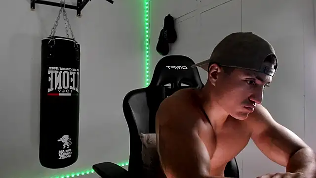 dan01  online show from 07/28/26, 11:17