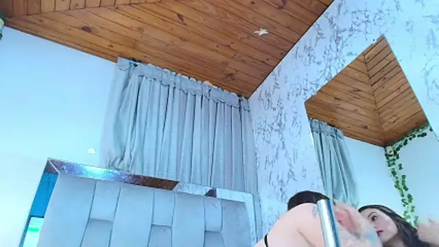 Snapshot of Eda_Bonne chatting on 02/15/26, 12:47 Eda Bonne online show from 02/15/26, 12:47