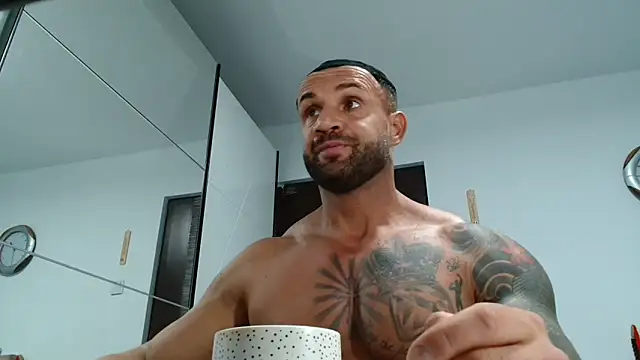 Magnificmuscles89 online show from 04/20/26, 10:29