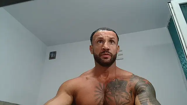 Magnificmuscles89 online show from 07/05/26, 09:33