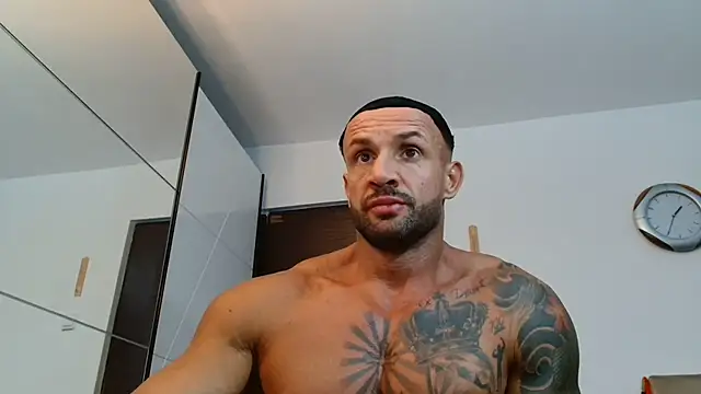 Magnificmuscles89 online show from 07/11/26, 10:55
