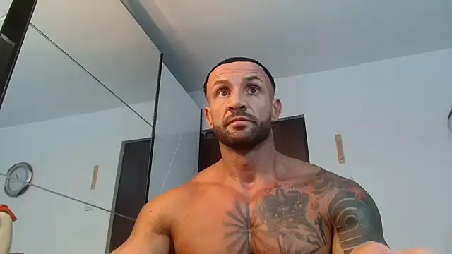 Magnificmuscles89 online show from 07/16/26, 10:38