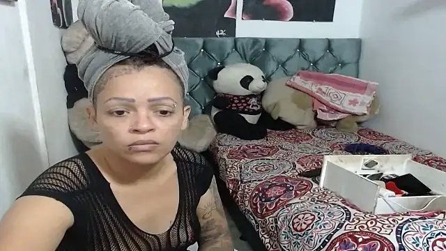 manzanahot9 online show from 01/20/25, 07:46