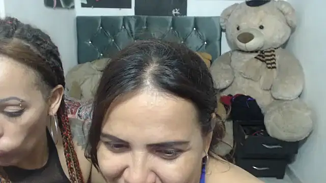 manzanahot9 online show from 02/04/25, 10:02