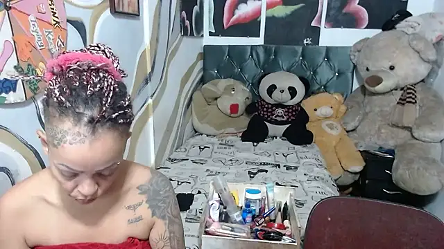 manzanahot9 online show from 06/06/26, 08:35
