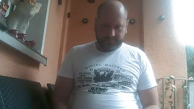 HarleyQuinnundJoker online show from 10/12/25, 10:58