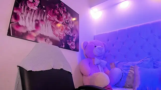 kitty roouse online show from 02/21/26, 04:35