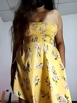 SLZAARA online show from 02/28/26, 08:43