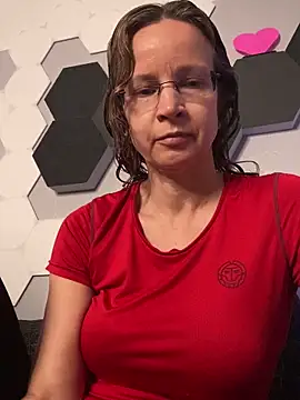 Snapshot of AnnikaRose chatting on 05/07/26, 05:46 AnnikaRose online show from 05/07/26, 05:46