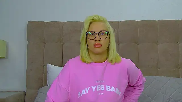 MariaNeumann online show from 01/18/26, 06:23