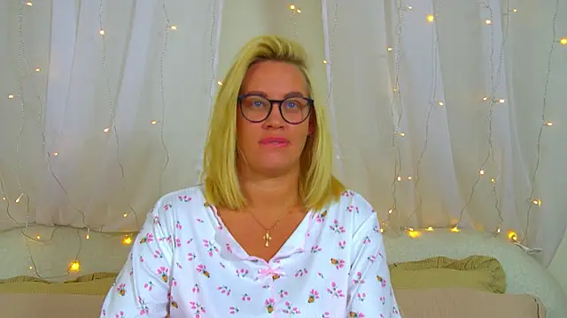 MariaNeumann online show from 02/23/26, 06:27