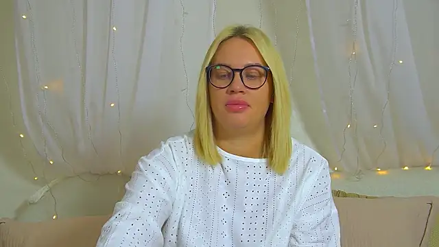 MariaNeumann online show from 02/28/26, 06:09