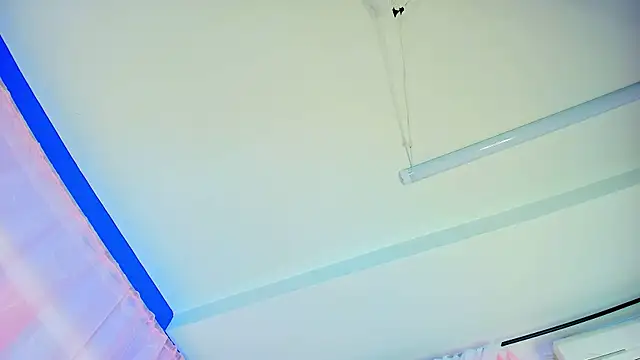 liccy hall online show from 04/17/26, 11:46