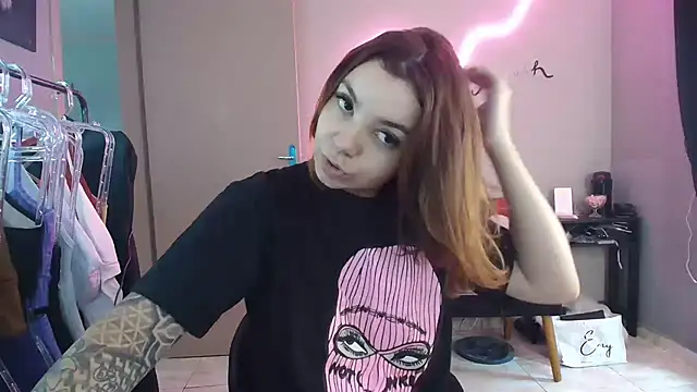 HotRuiva online show from 12/24/24, 06:06