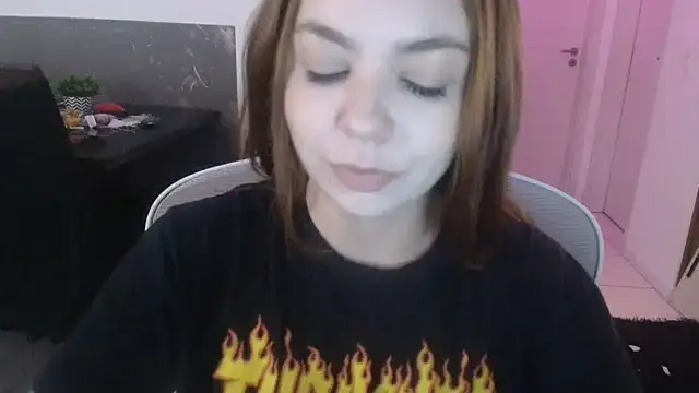 HotRuiva online show from 10/12/25, 09:47