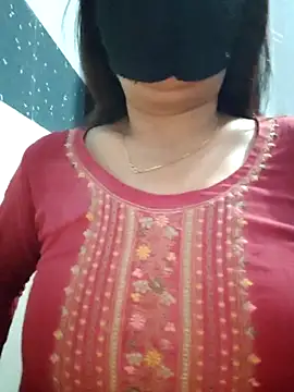 Aishwaryaa 69 online show from 03/22/25, 03:53