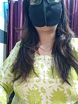 Aishwaryaa 69 online show from 12/19/25, 09:16