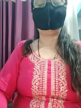 Aishwaryaa 69 online show from 04/17/26, 07:22