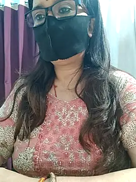 Aishwaryaa 69 online show from 07/04/26, 02:29