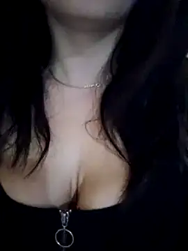 Snapshot of Kitty_Doll69 chatting on 02/06/25, 08:34 Kitty Doll69 online show from 02/06/25, 08:34