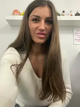 Lanaa19 online show from 12/27/24, 12:56