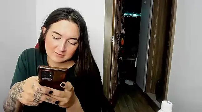 Sweet-Suck69 online show from 01/28/25, 11:17