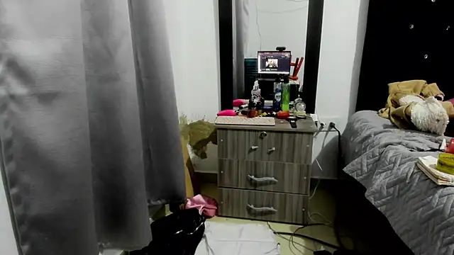 Sweet-Suck69 online show from 03/15/26, 12:27