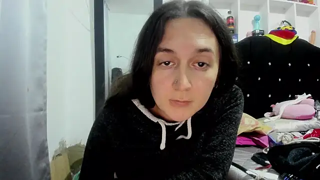 Sweet-Suck69 online show from 03/19/26, 04:27