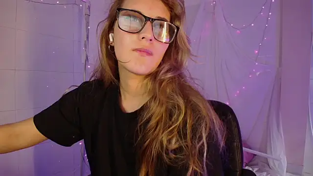 Giia paiige18 online show from 02/16/26, 07:21