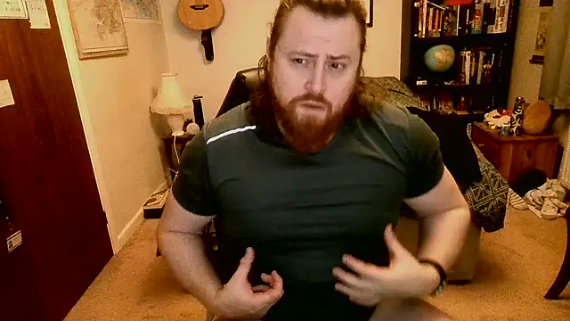 Snapshot of Hairy_Guy30 chatting on 01/10/25, 07:11 Hairy Guy30 online show from 01/10/25, 07:11