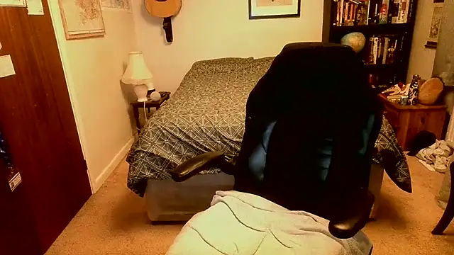 Snapshot of Hairy_Guy30 chatting on 01/12/25, 11:15 Hairy Guy30 online show from 01/12/25, 11:15