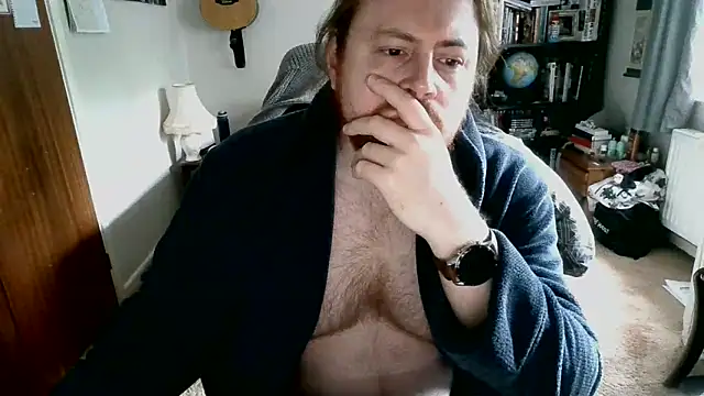 Snapshot of Hairy_Guy30 chatting on 09/23/25, 03:26 Hairy Guy30 online show from 09/23/25, 03:26