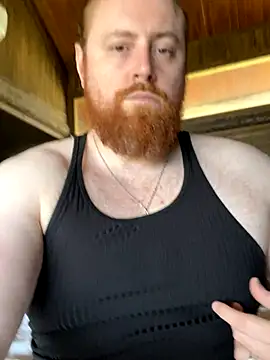 Snapshot of Hairy_Guy30 chatting on 10/30/25, 04:58 Hairy Guy30 online show from 10/30/25, 04:58