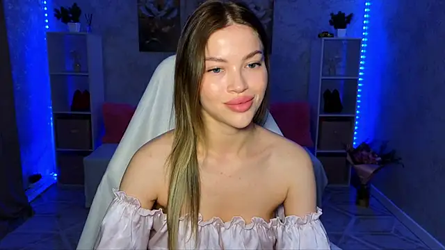 EmmyMills online show from 06/20/26, 09:06