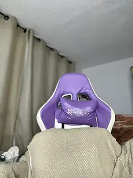 Miaa love6969 online show from 02/08/26, 11:13