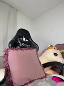 Miaa love6969 online show from 04/21/26, 02:51