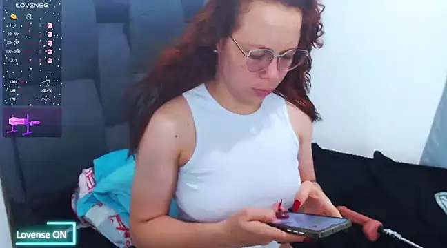 SharonR1 online show from 02/07/25, 11:45