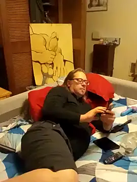 Snapshot of Mic_Oxinner chatting on 02/09/25, 02:18 Mic Oxinner online show from 02/09/25, 02:18